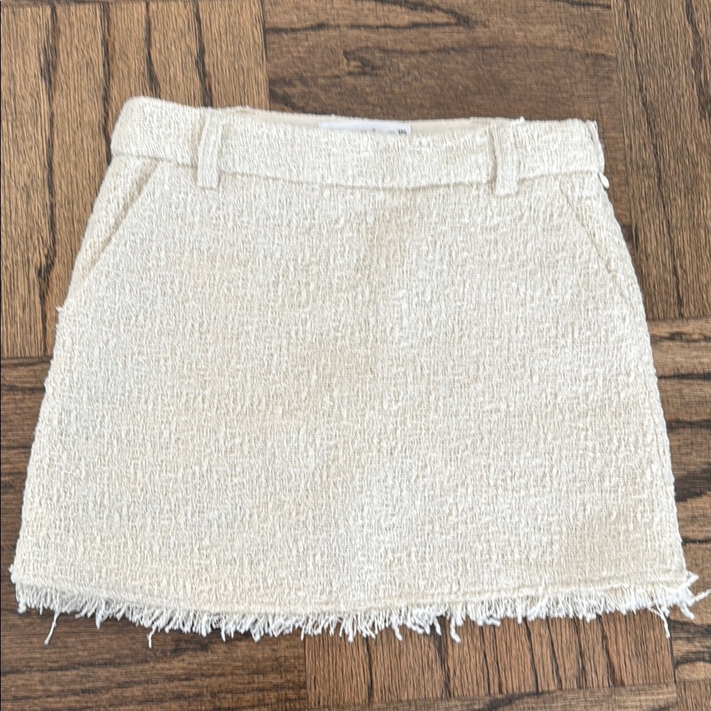 Zara Elegant Cream Skirt